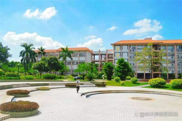 长沙市德成学校高考复读部