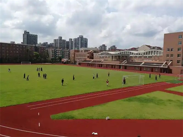 长沙市复兴高级中学复读学校特色