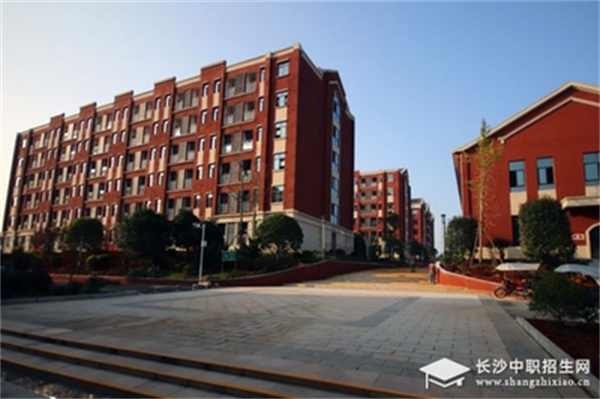 长沙市浏阳唯美高级中学复读招生问答