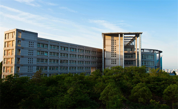 湘潭兴华复读学校
