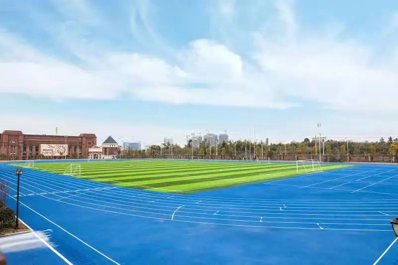 岳阳市郡华中学高复部