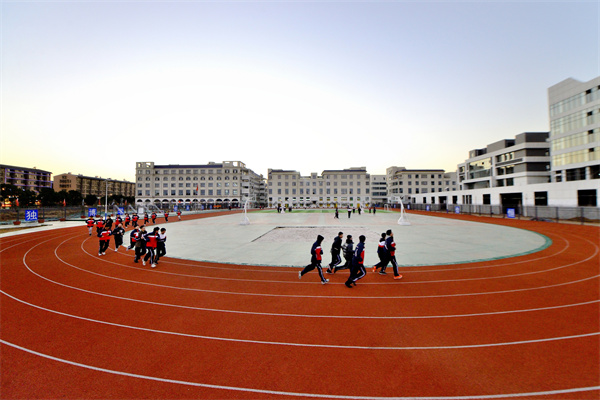长沙市湘军高级中学复读特色