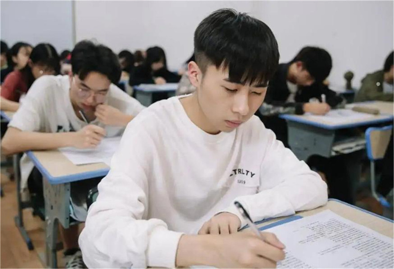 _长沙复读政策_长沙复读学校报名