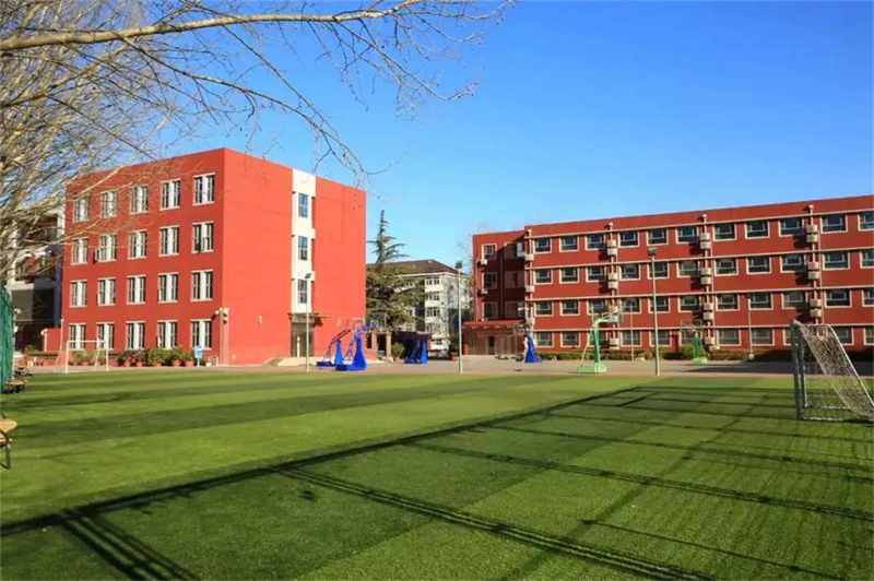 益阳师大思沁高级中学首届新生开学典礼隆重举行，开启教育新篇章