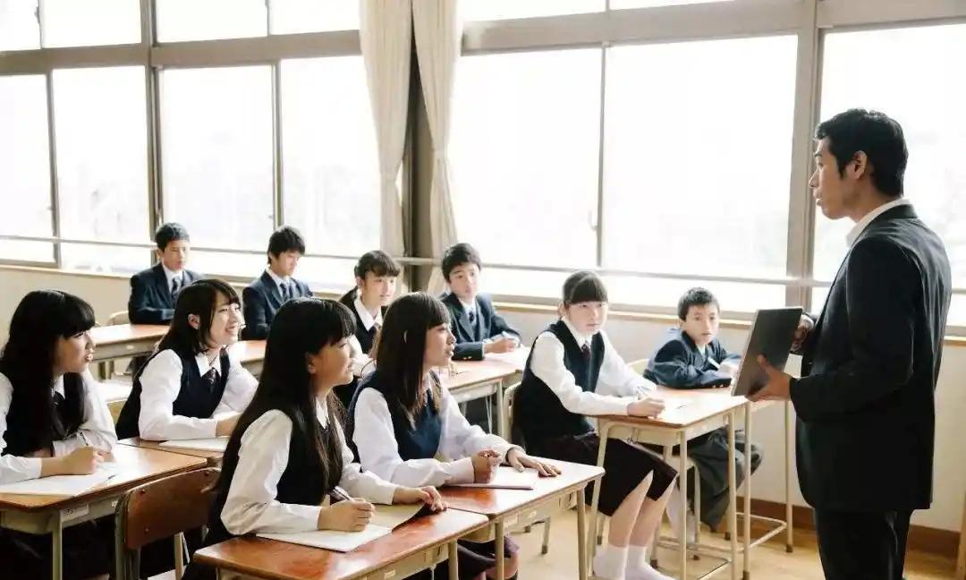 _芙蓉文化传媒有限公司_芙蓉教育培训学校