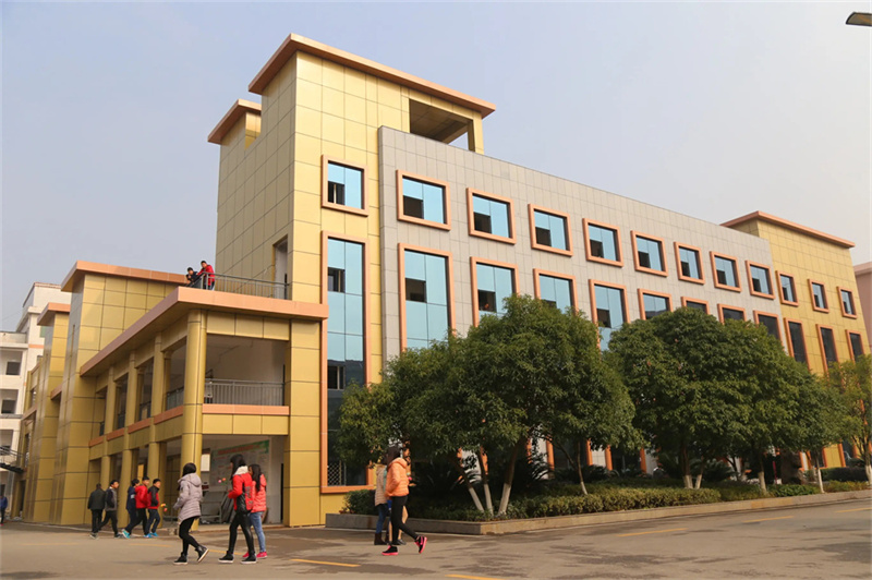 _高考复读报考学校有影响吗_复读高考会减分吗