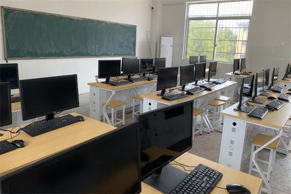 岳阳市君山区职业技术学校