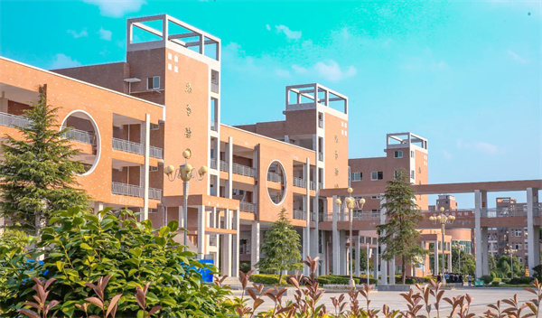 慈利县职业中等专业学校