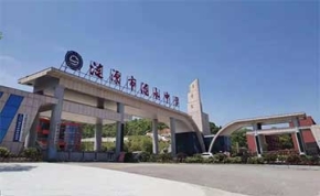 涟源市涟水学校高复部