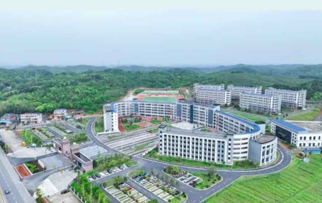 永州潇湘源学校高复部