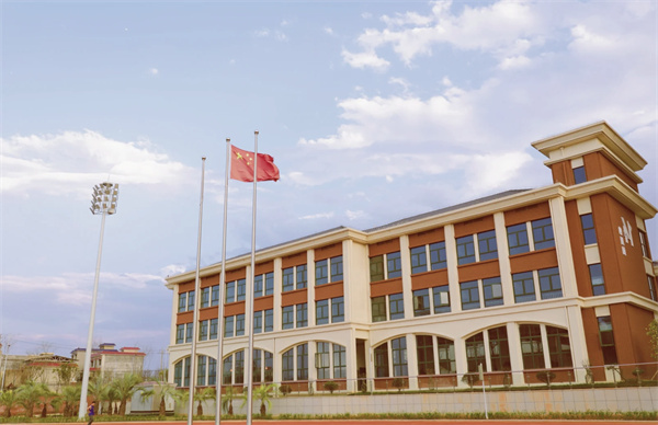 湖南师大附属高阳学校复读部