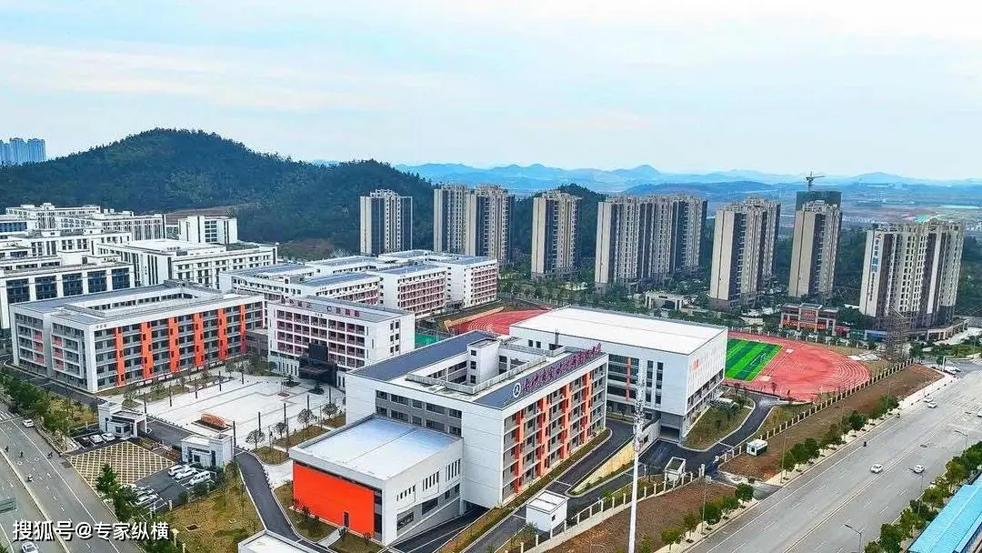 长沙金秋方舟高级中学复读部