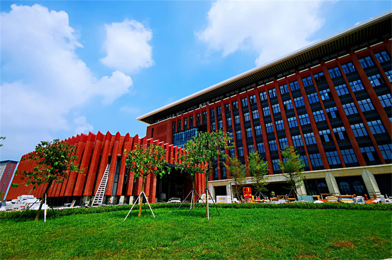 颐和中学复读班__颐和高中入学费用是多少