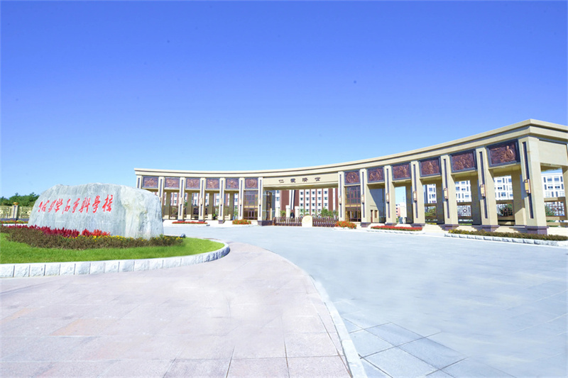 _石门高级中学复读_石门中学复读生